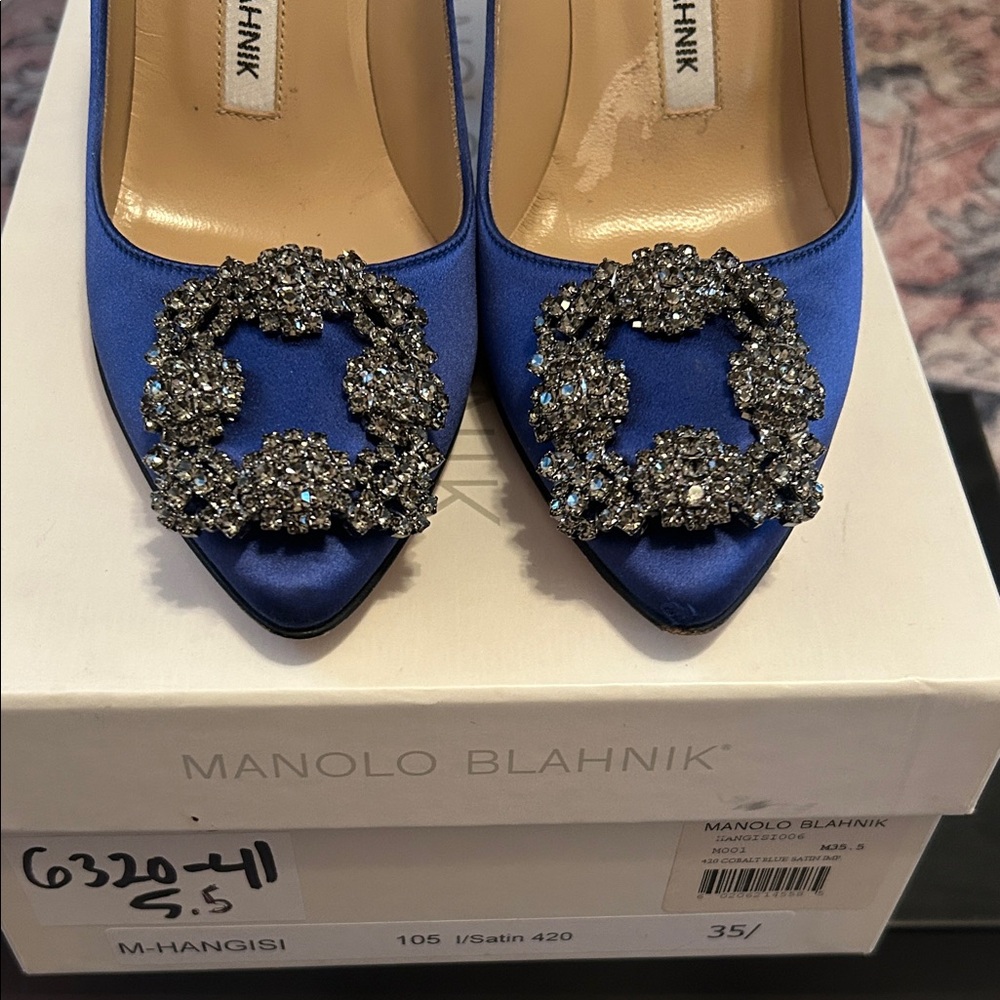 Manolo Blahnik Royal Blue Hangisi heels. - Picture 5 of 8